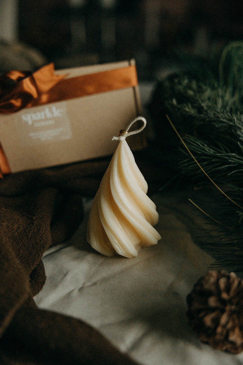 Holiday Swirl Tree Candle 180gr