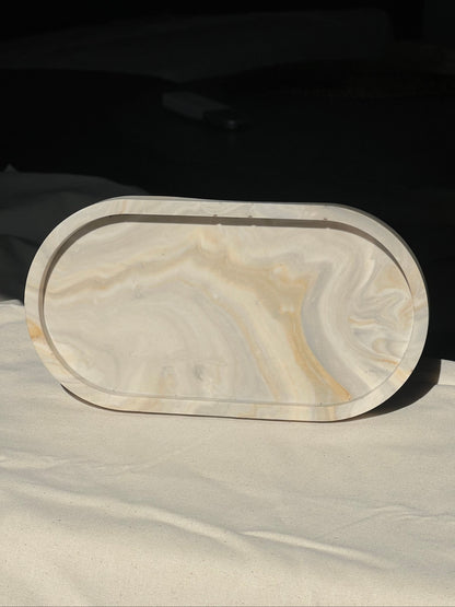 Oval Tray - Calacatta collection